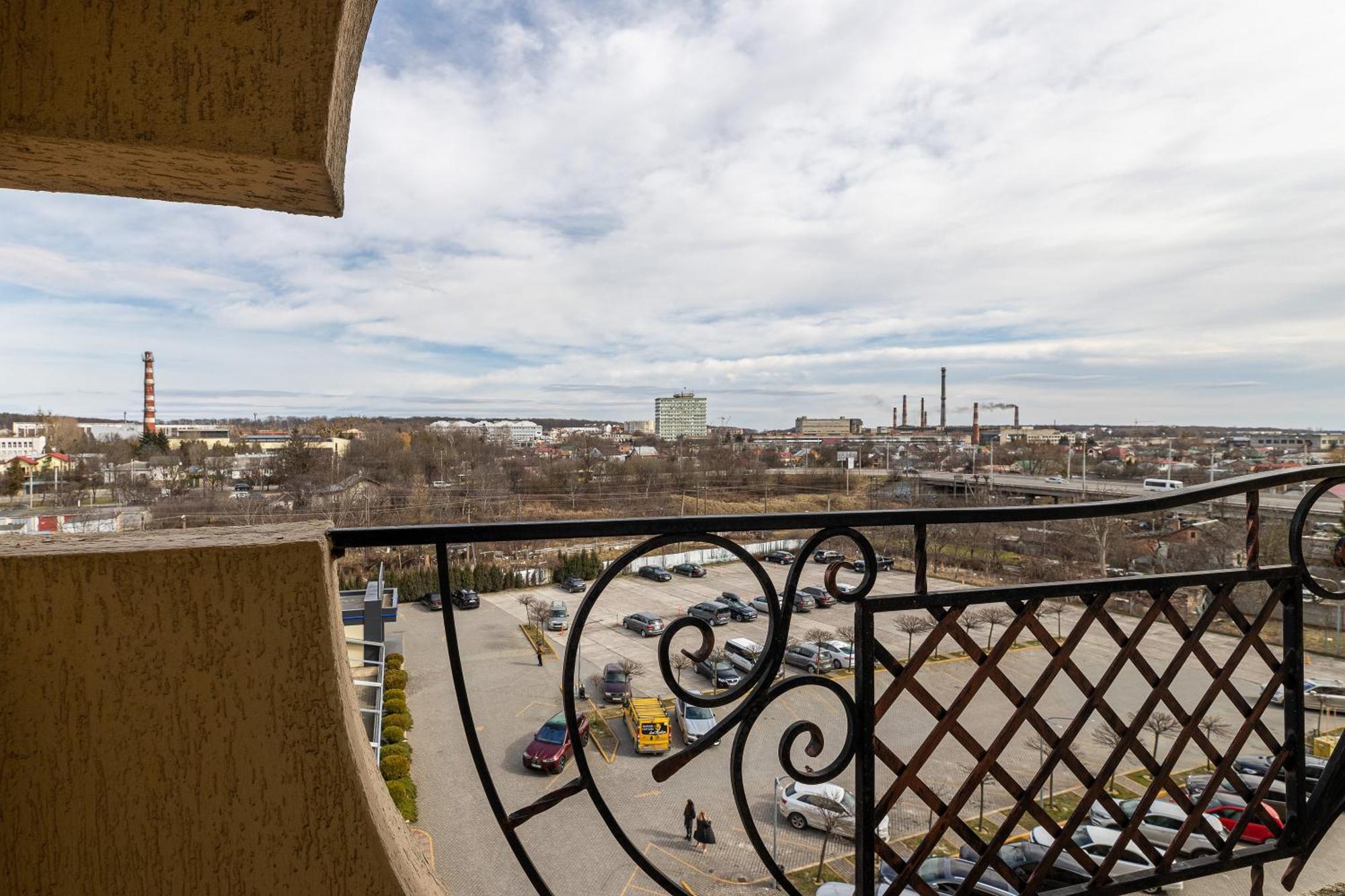 Sonata Hotel & Restaurant "Готель Соната" リヴィウ 部屋 写真